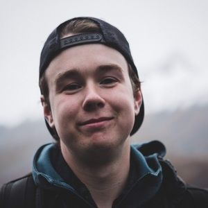 Meet your Posher, Levi